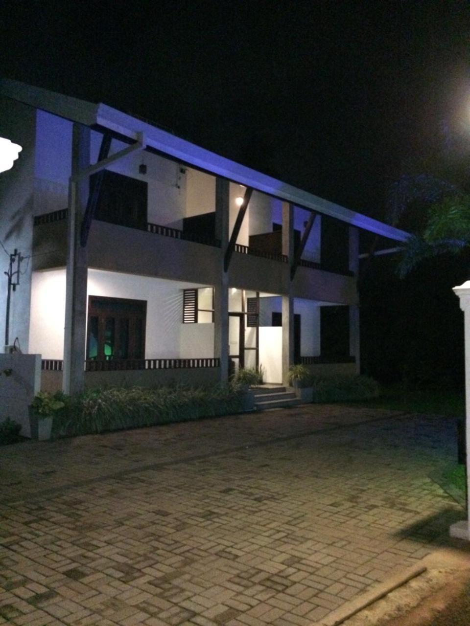 Sunrise Palace Negombo Extérieur photo