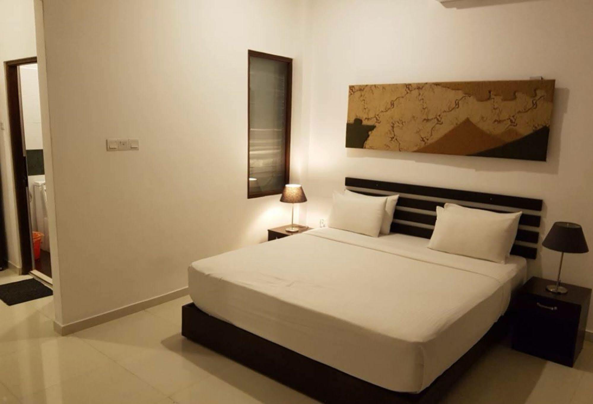 Sunrise Palace Negombo Extérieur photo
